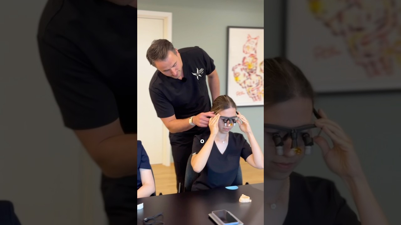 Tak @doctormucha opowiadał studentom o naszej lupie Ergo na ramce Dragonfly Pro podczas Mucha Camp!